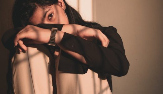 【実体験】顔のほくろ除去を切開手術とレーザーした話。悩んでいる方にぜひ読んでほしい。